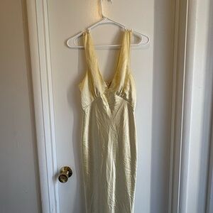 Billy J Sleeveless V-Neck